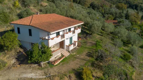 VELINA/CASTELNUOVO VILLA PANORAMICA DI 183 MQ
