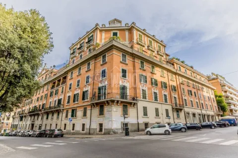 TRIESTE SALARIO - VIA CHIANA 4 PIANO 163 MQ CON BALCONE